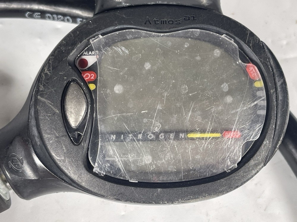 Aeris Atmos ai Dive Computer & Compass with Hose UNTESTED