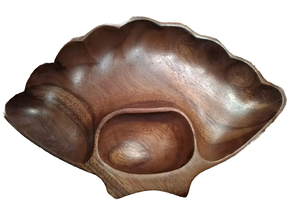 Dolphin Monkey Pod Serving Tray Scalloped Edge hors d'oeuvres Dips & Chips
