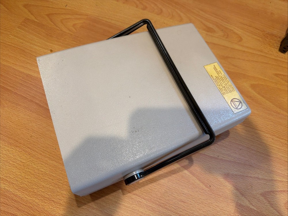 HP 3468A 5.5-Digit Digital Multimeter with HP-IL Interface