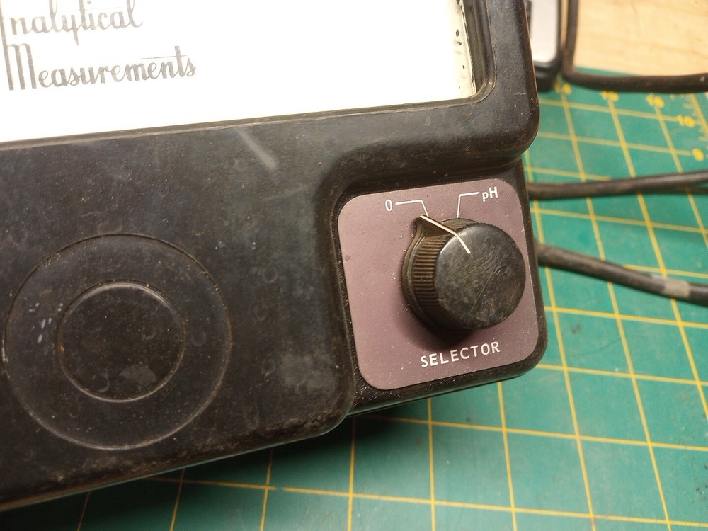 Vintage Ph Meter