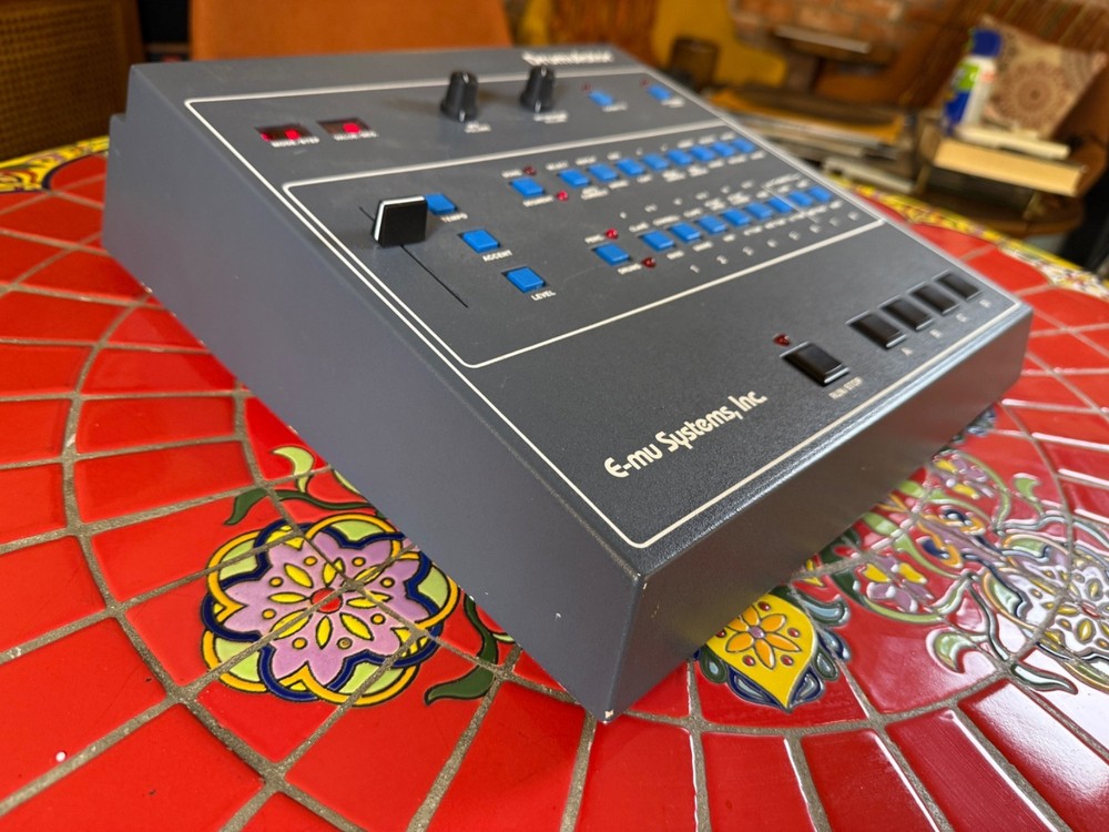 E-MU Systems Drumulator 8-Voice Drum Sampler 1983