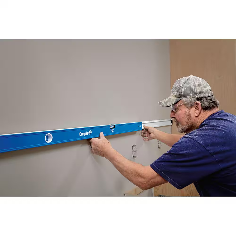 48 In. to 78 In. True Blue Extendable Box Level