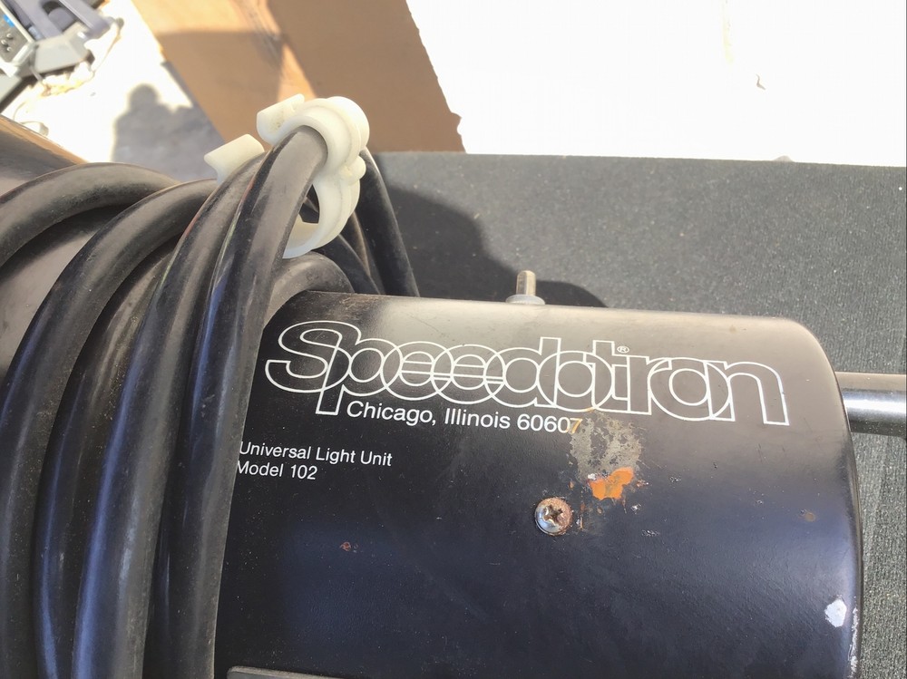 Speedotron Universal Light Unit 102