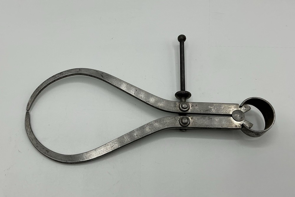 2 L.S. Starrett 6” Inside & Outside Spring Joint Flat Leg Divider Caliper Pair