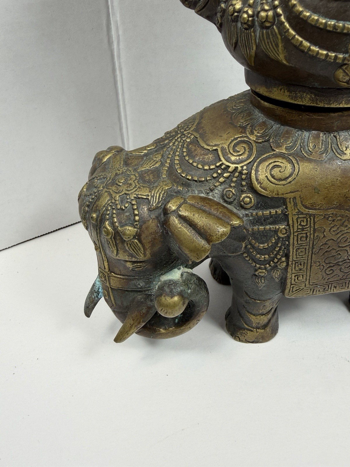 Vintage Chinese Bronze Elephant Censer Incense Burner Vase 7.5” Tall Heavy