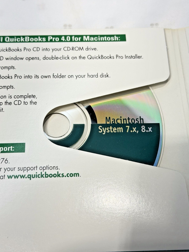 Quicken QuickBooks Pro Version 4.0 CD version for MacOS 7.x, 8.x
