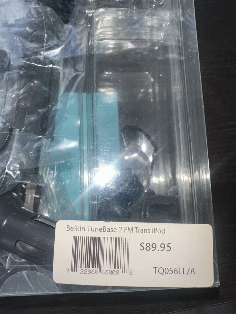 Belkin Tune Base 2 FM Trans iPod. Open Box. See Pics. Never Used