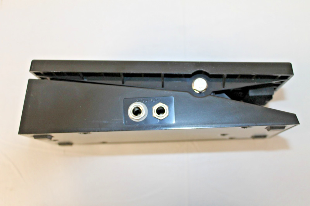 Korg EXP-2 Foot Controller/Expression Pedal