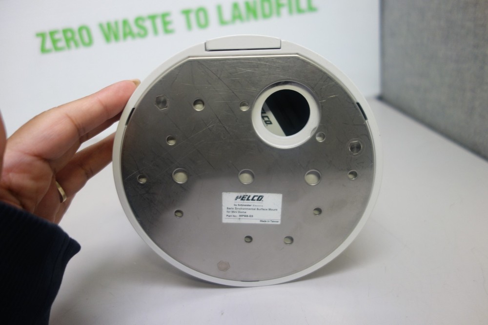 Pelco IMP1110-1ER Environmental Mini Dome