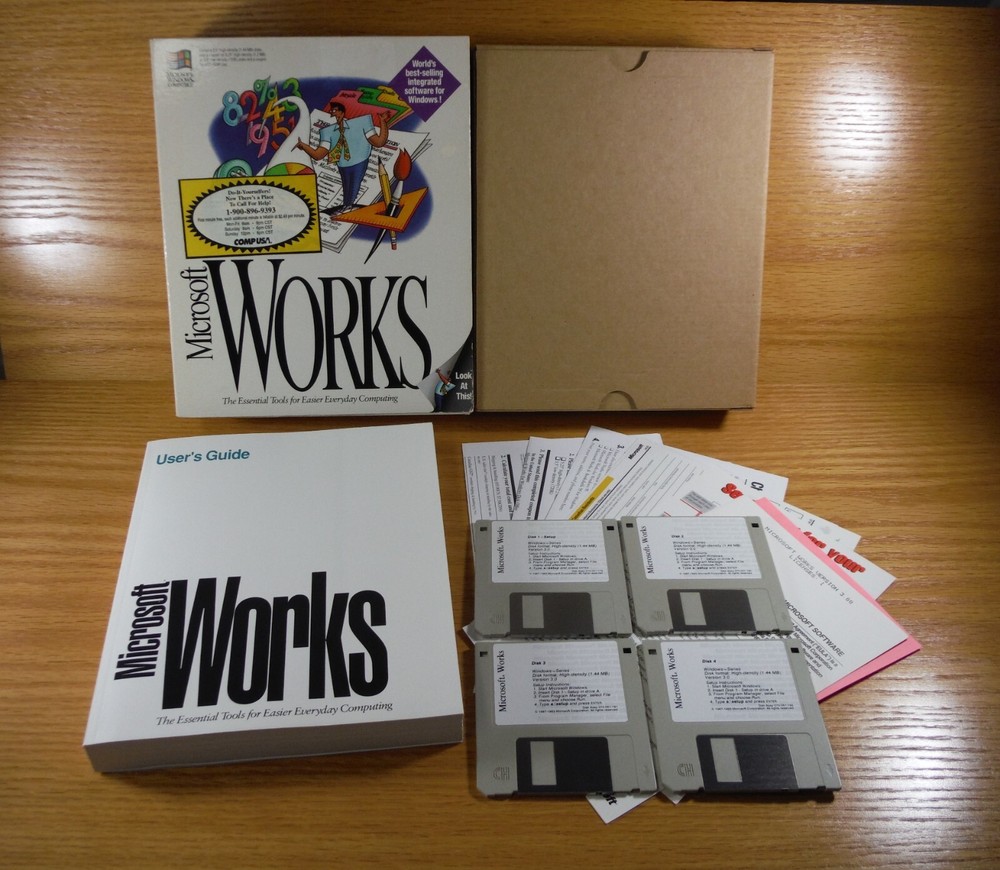 1993 CIB Microsoft Works 3.5" Floppy Disk Installation Disks w/ Manual & Inserts