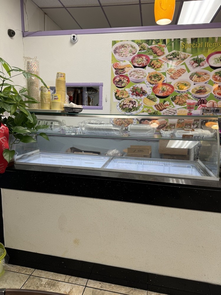 Ice cream freezer display case