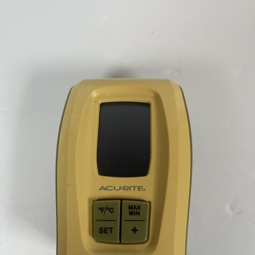 AcuRite Inside Outside Wireless Thermometer Clock LCD 2613 Wireless Sensor Works