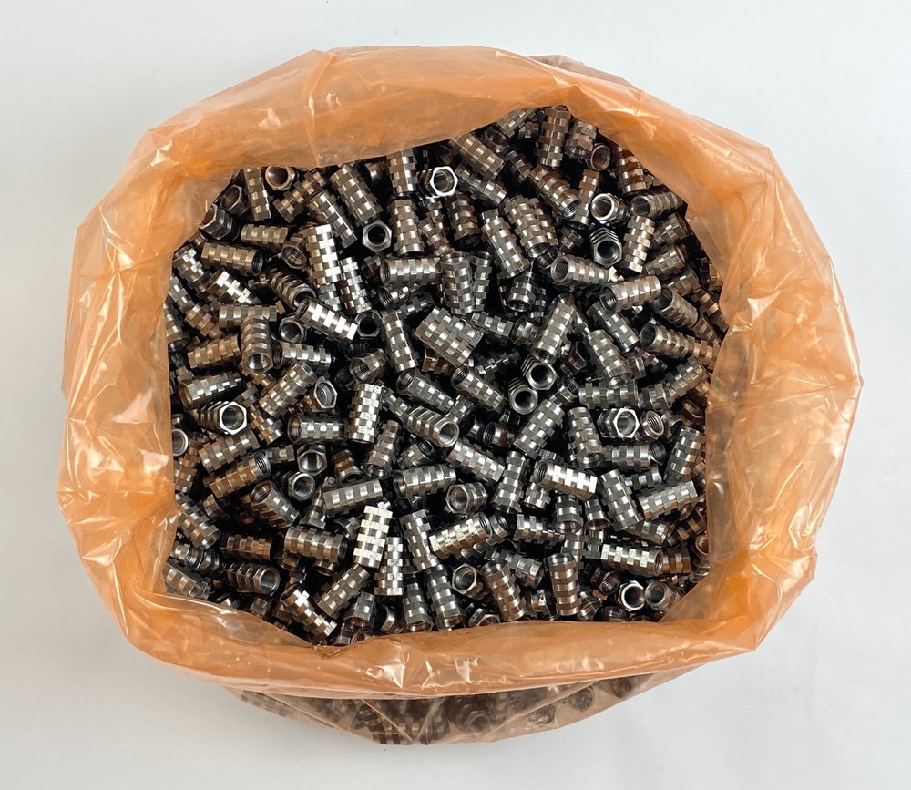 H24-50-100-1/2" Hex Threaded Insert 1" 1000-Pack