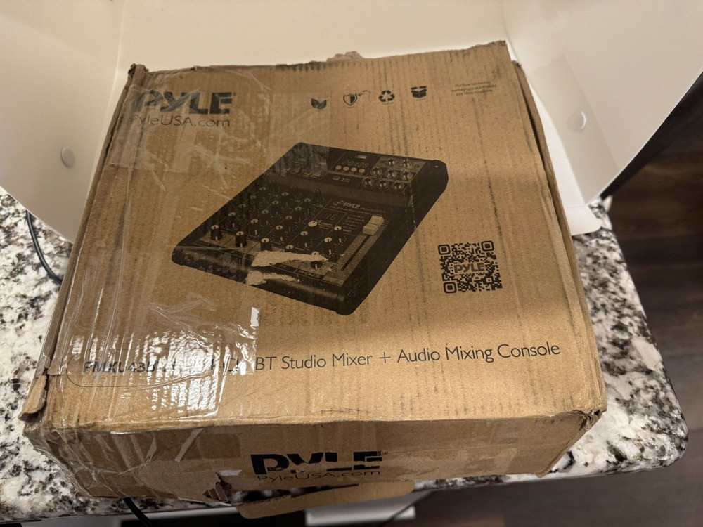 Pyle 4 Channel Bluetooth Sound Board System for DJ Studio Controller PMXU43BT.5