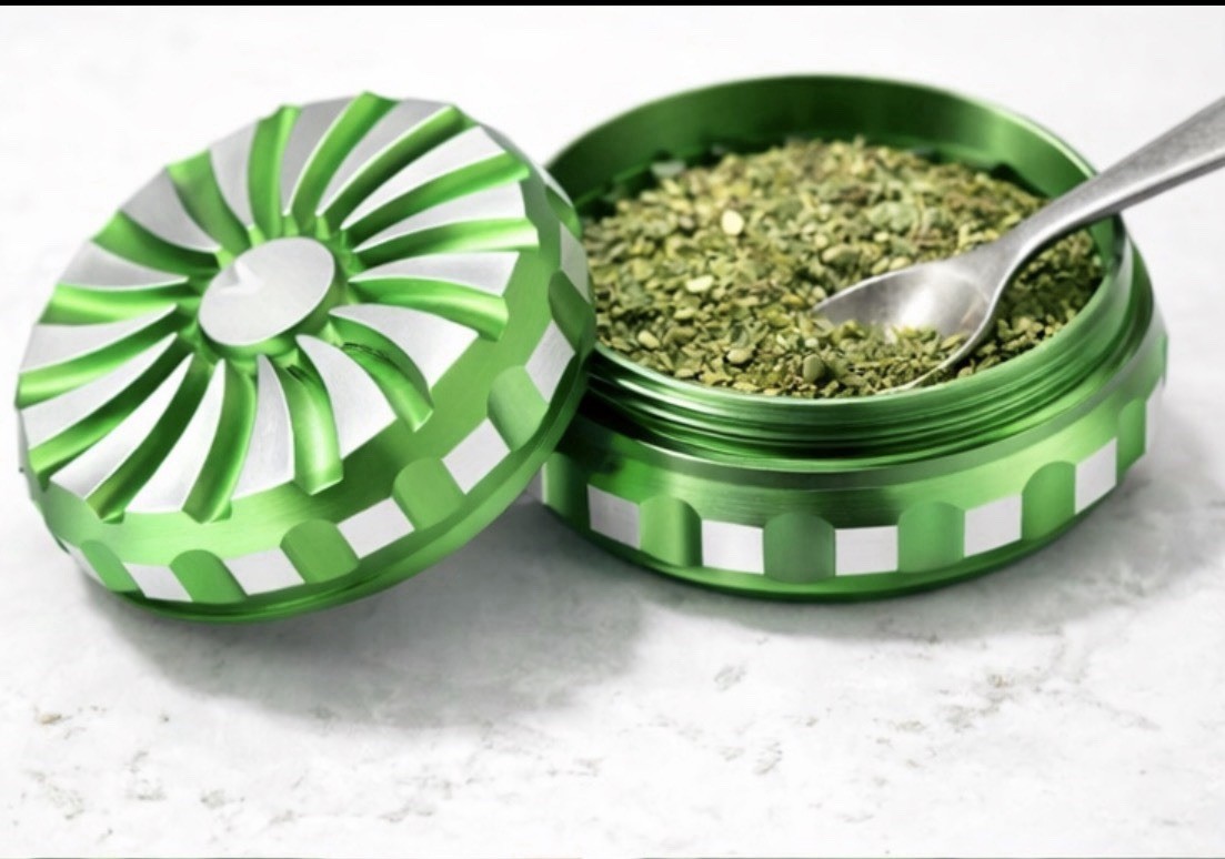 4pc Aluminum Spice Tobacco Herb Grinder 2.5” Magnetic Top Mesh Screen Crusher