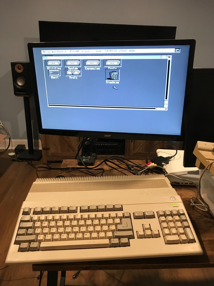 Vintage Working Amiga 500 Computer Techno Sampler Setup