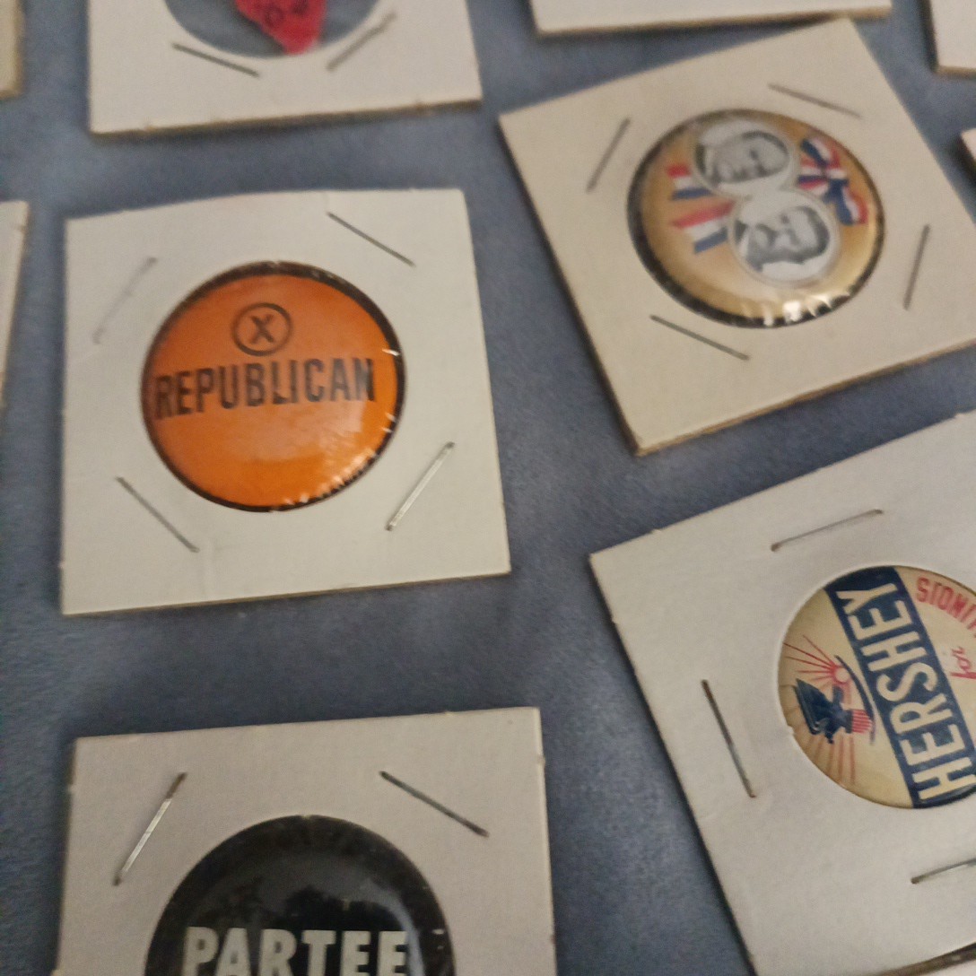 Lot of 40 Chicago Illinois local political pinback button pin.1960-1980s