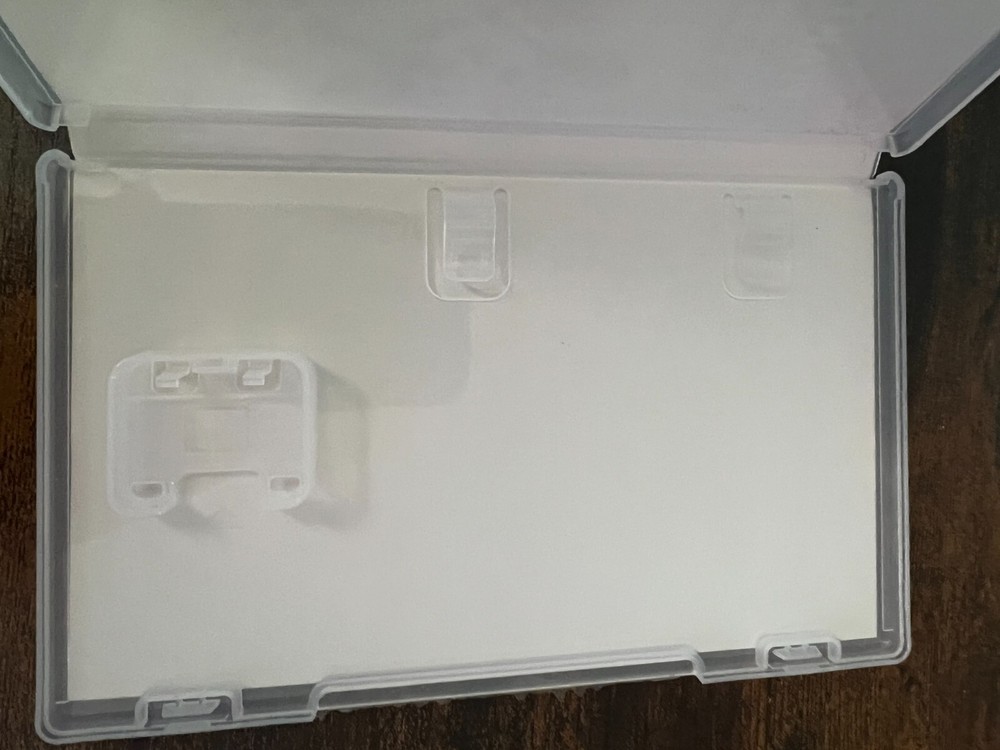 Switch, DS, and Xbox case lot! Some manuals!