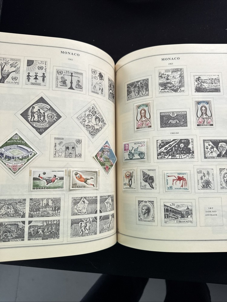 Scott International Blue Stamp Album 1960-1965 Part 5 V - Some Stamps