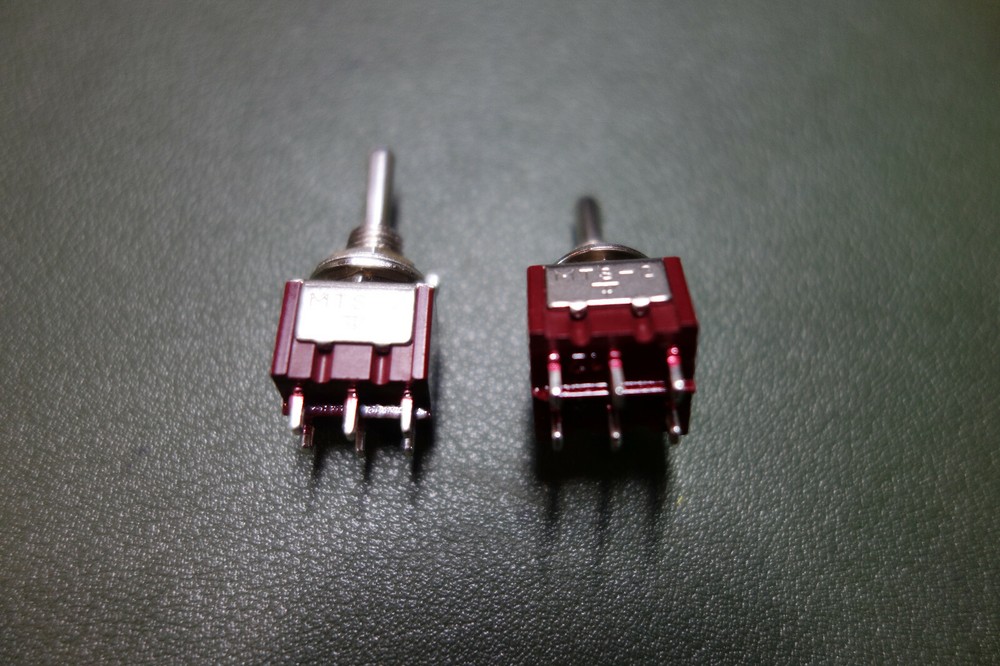 2 pcs DPDT MTS-2 On-On-On Fender Replacement Mini Toggle Switch