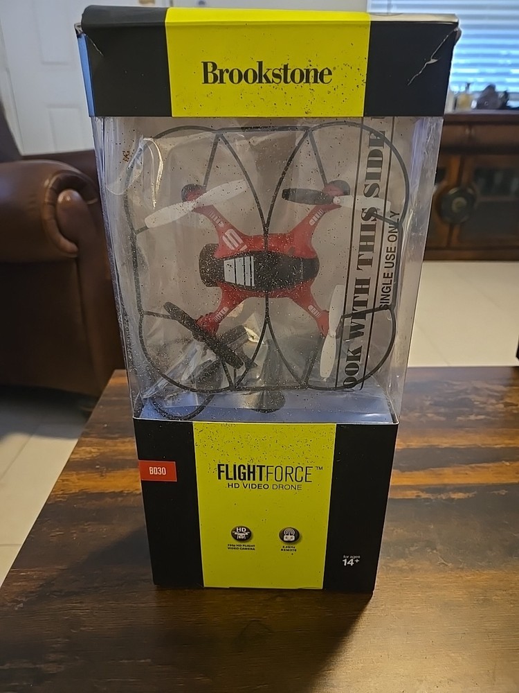 Brookstone Flight Force HD video Drone BD30 / Open Box