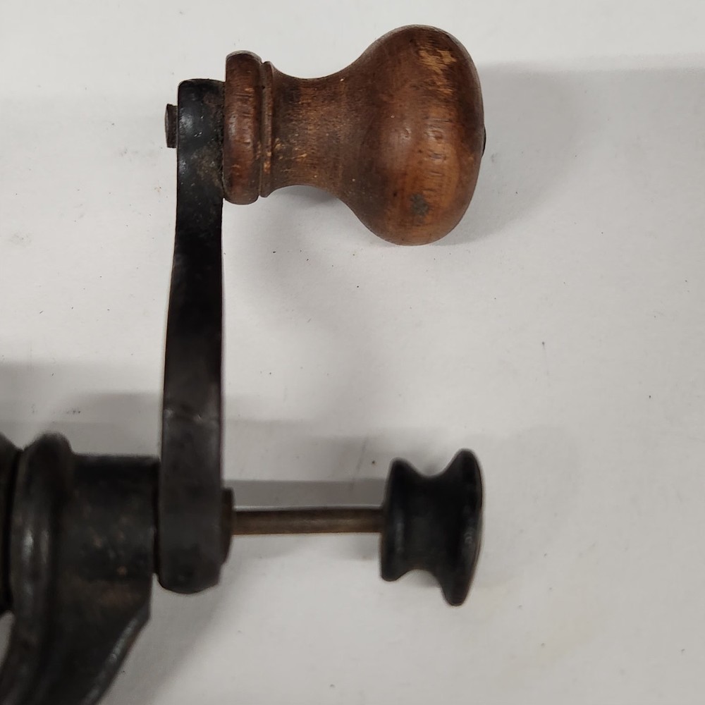 Antique Manual Shotgun Shell Loader