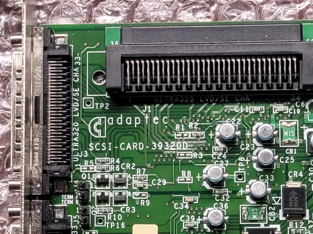 Adaptec SCSI - Card - 39320D