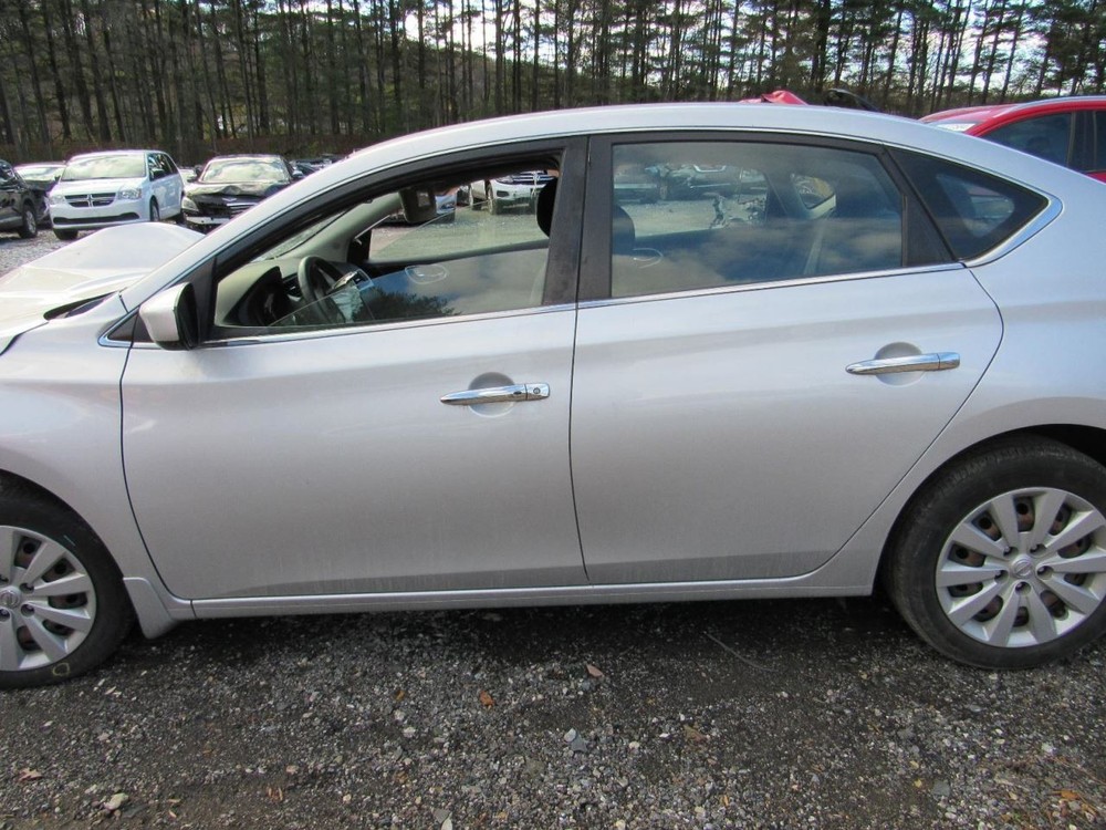 SENTRA 2017 Glove Box 1003884