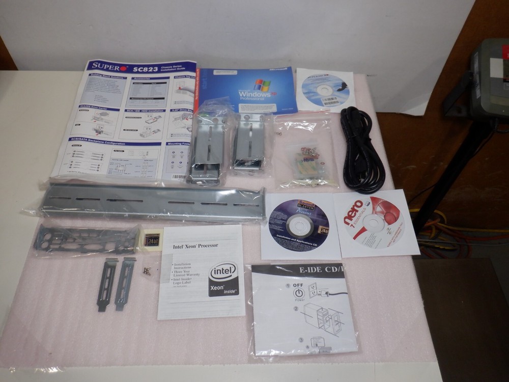 SUPERMICRO CSE-823i-550LPB 2U RACKMOUNT SERVER CHASSIS