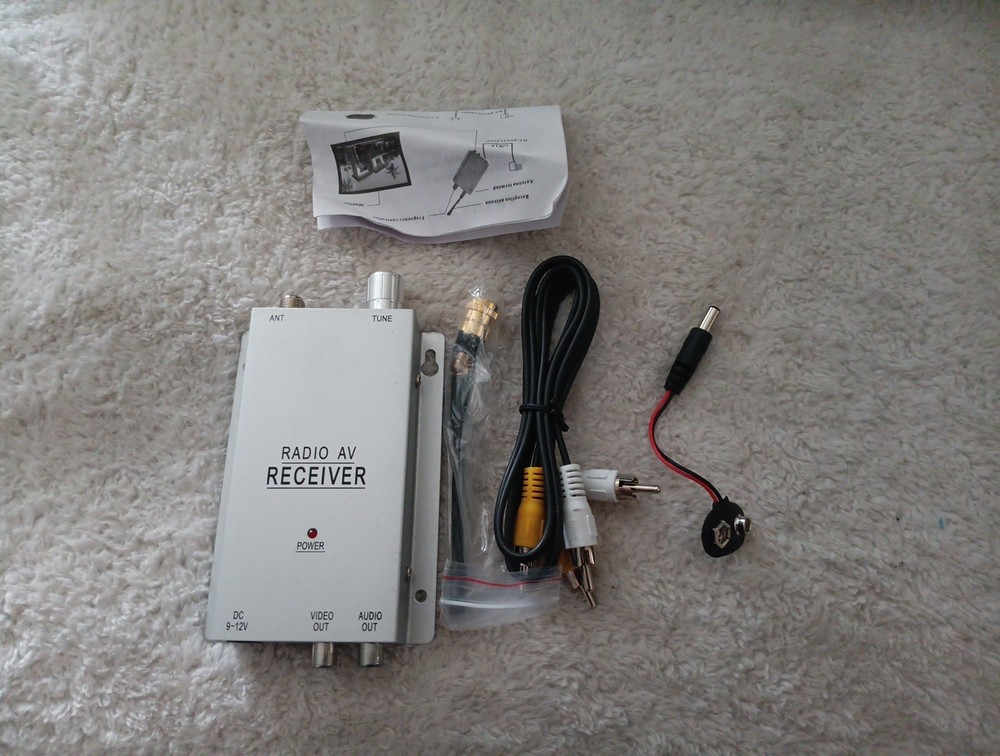 Wireless Camera Kit Receivers Skip-type Push-button USB2.0 Port W/ AV Cable