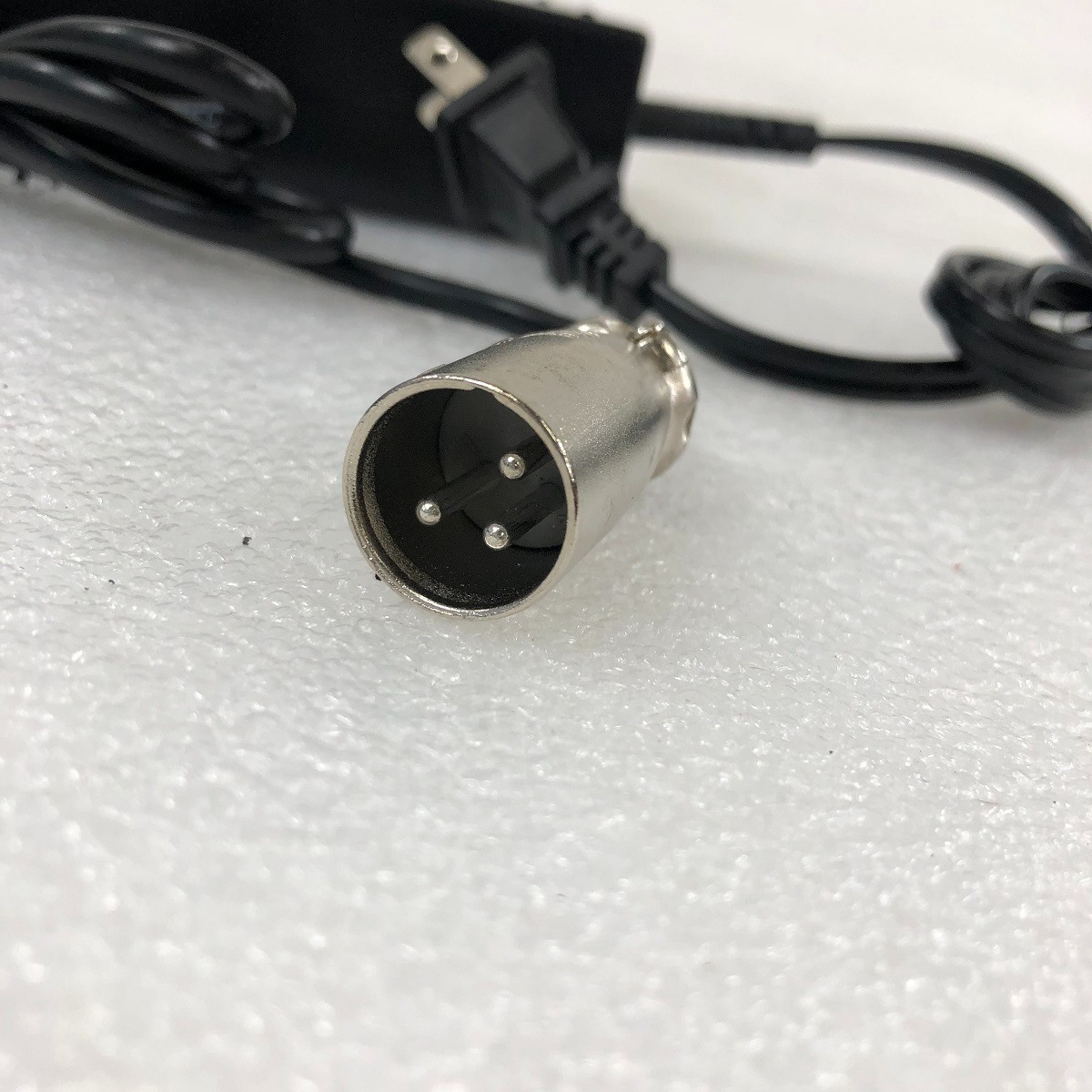 Battery Charger for 4 Wheel Mobility Scooter W3431, 24V