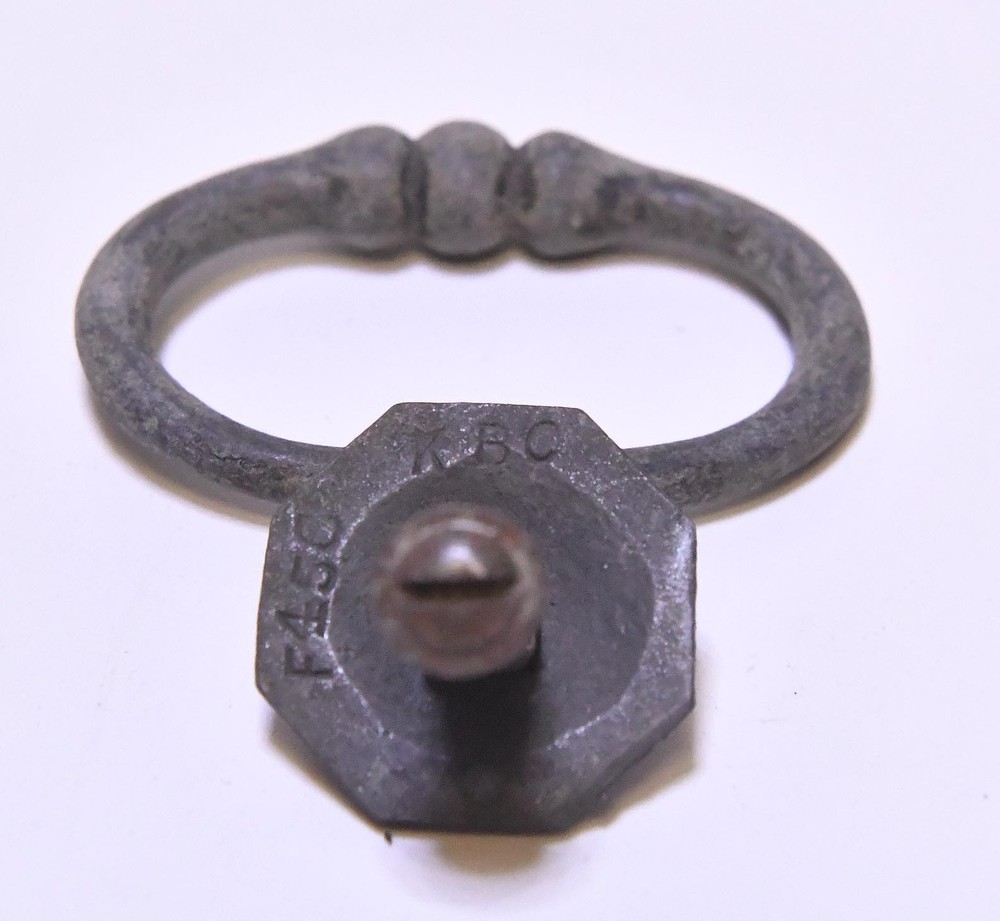 5 MATCHING VINTAGE METAL DRAWER PULLS WITH FLIP PULL