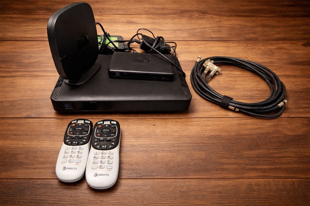 DIRECTV DVR Receiver Bundle w/ Wireless Video Bridge, Remotes, Cables