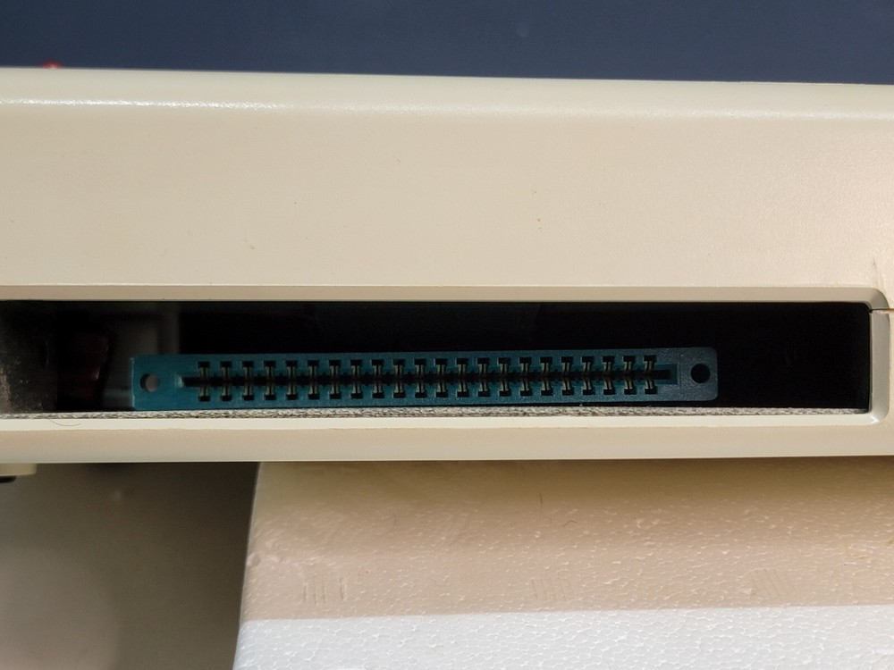 COMMODORE VIC 20 COMPUTER W/POWER SUPPLY & ORIGINAL BOX