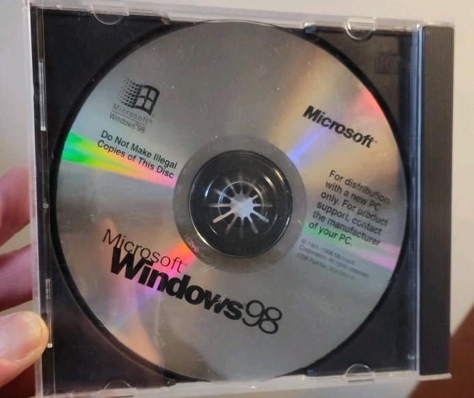 Vintage 1998 Microsoft Windows 98 Mint