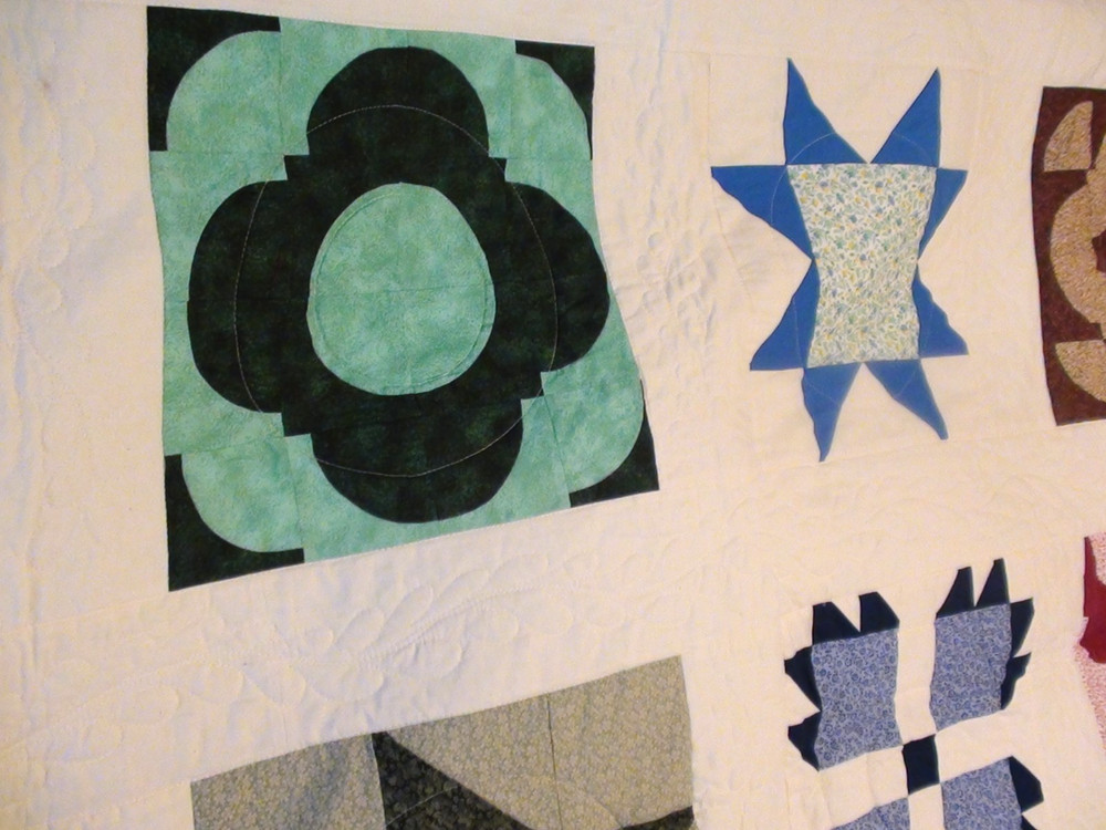 Vintage Handmade Patchwork Quilt 72” X 96” 1970s