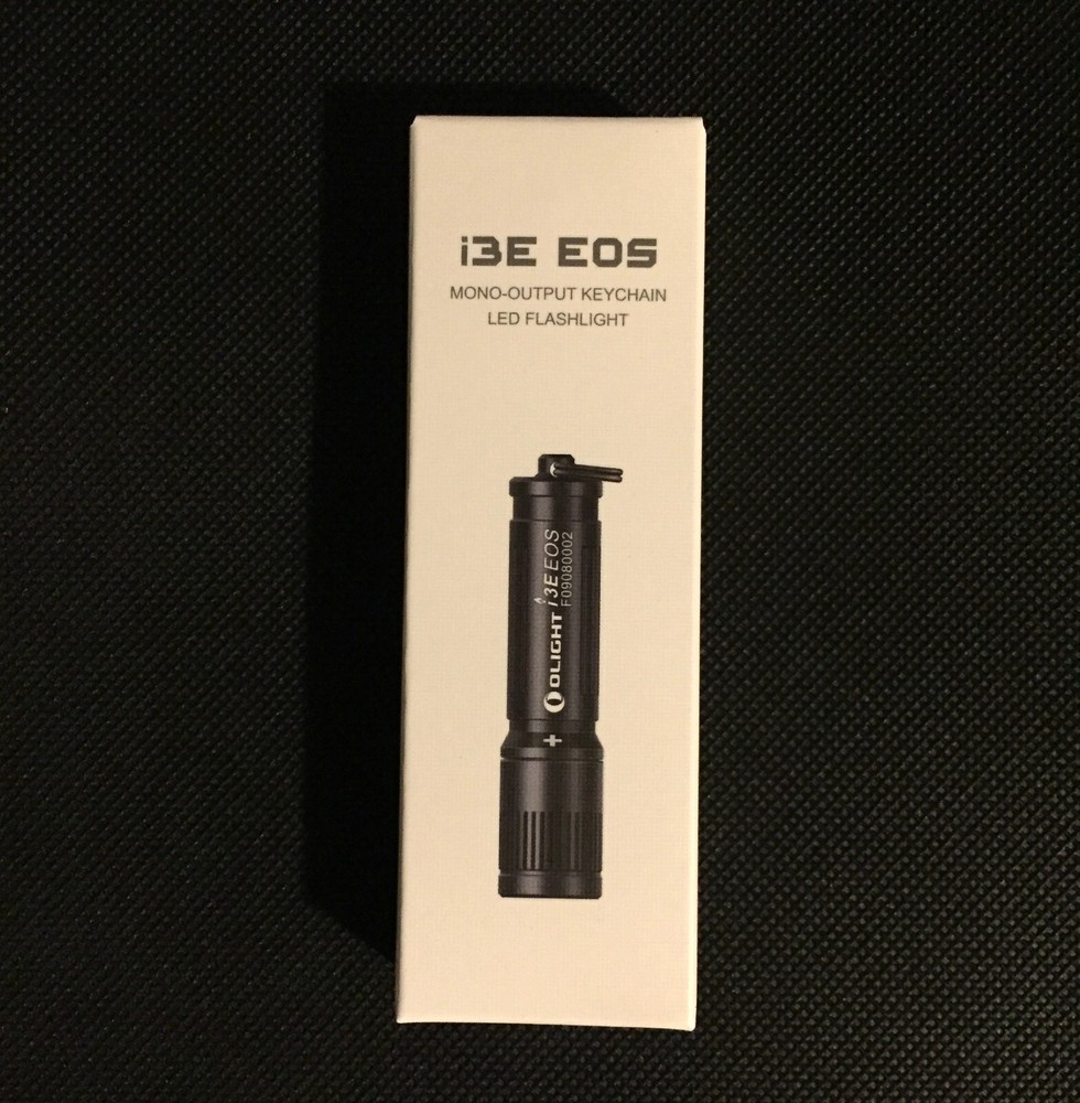 1 x Olight i3E EOS Keychain Flashlight 90 Lumens (Black)