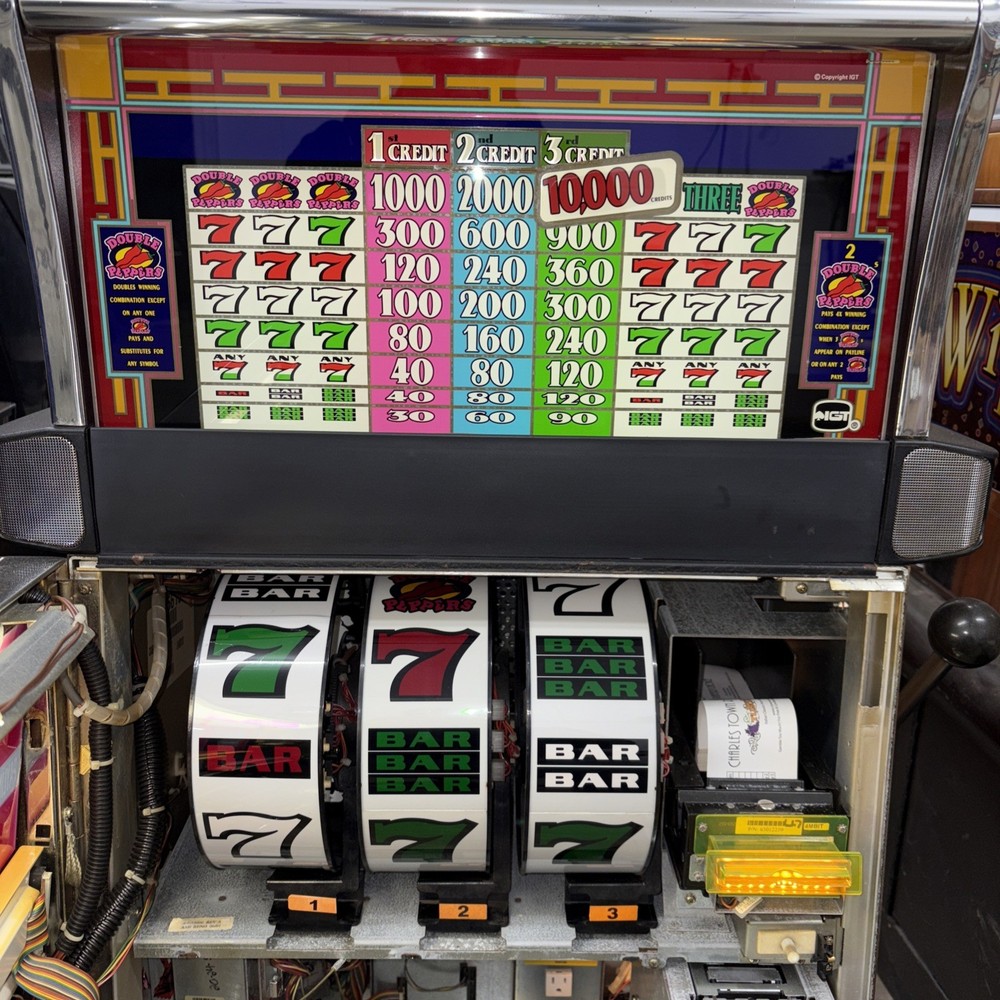 IGT S2000 Hot Peppers Slot MACHINE