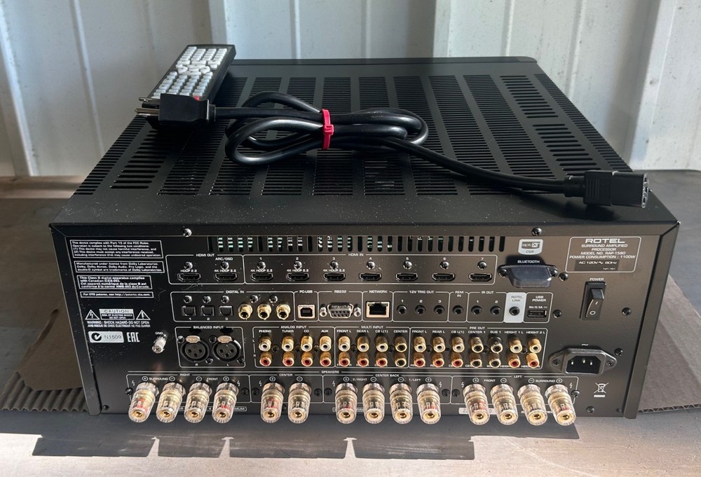 Rotel RAP-1580 Surround Amplified Processor and Remote bundle