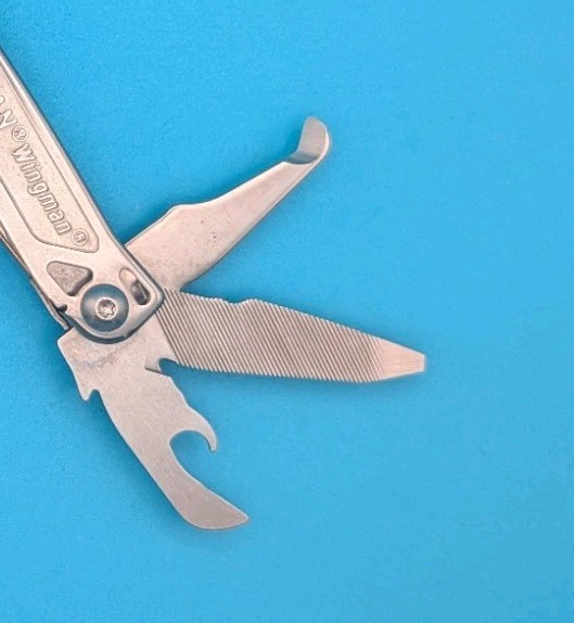 LEATHERMAN WINGMAN MULTI-TOOL! FAST SHIPPING!