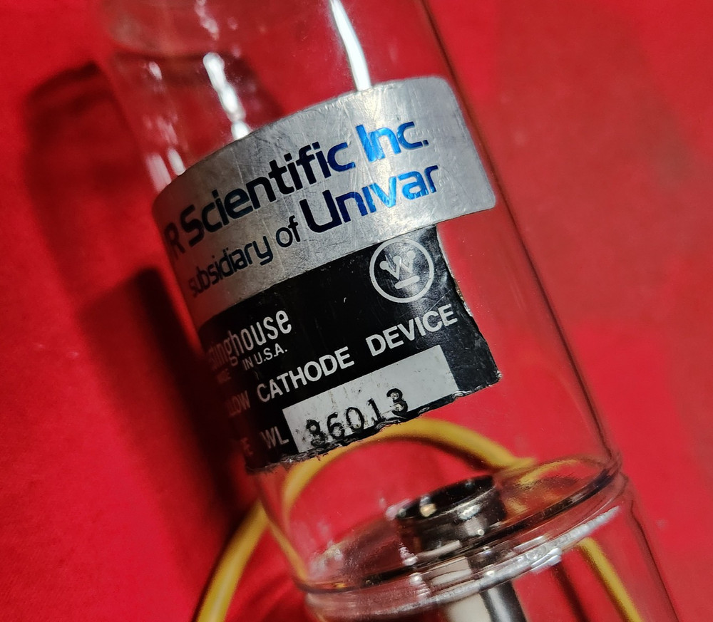 PERKIN ELMER INTENSITRON Lamp Be Cathode spectrometer 02w6