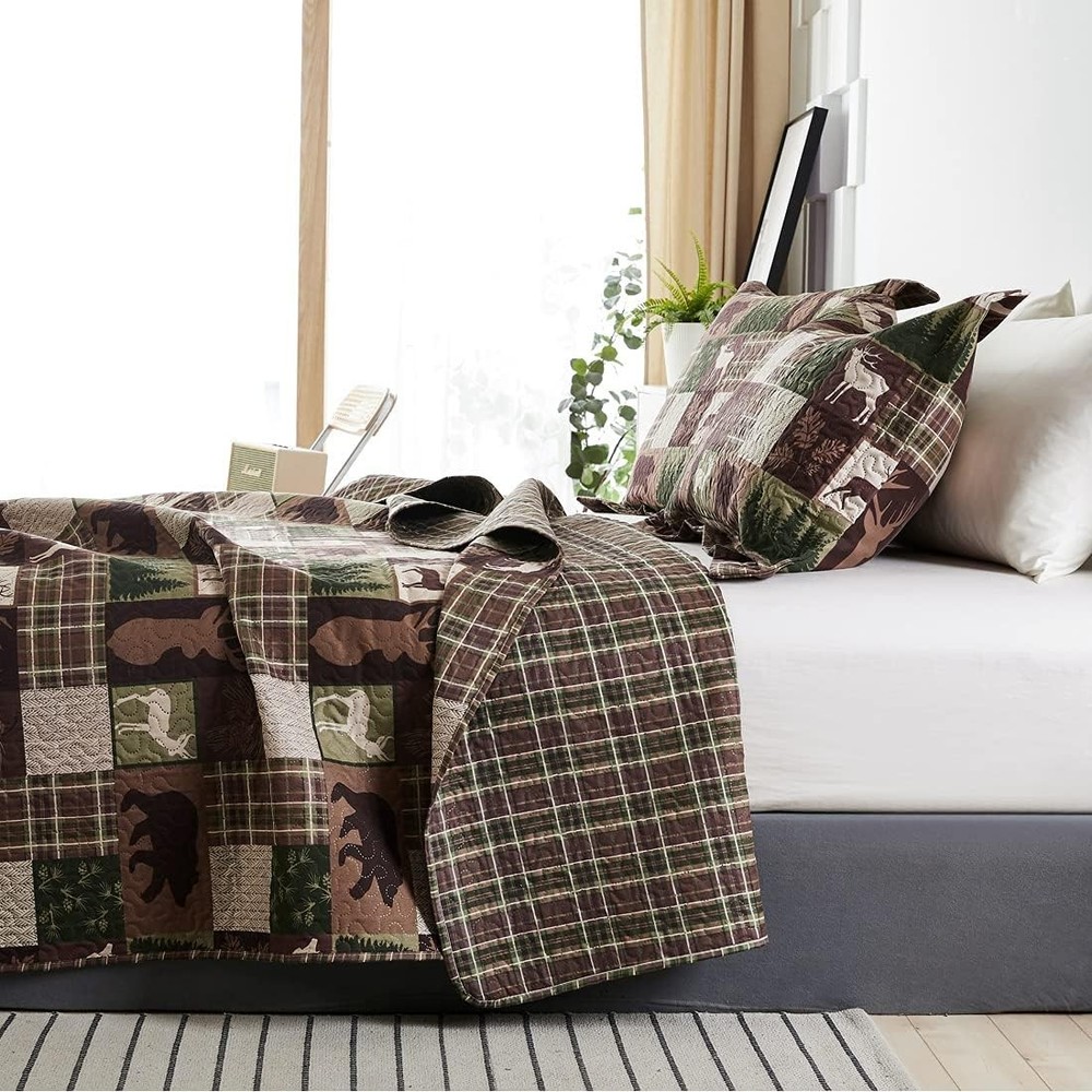 Reversible Moose Bear Quilt King Size Rustic Cabin Bedding Set