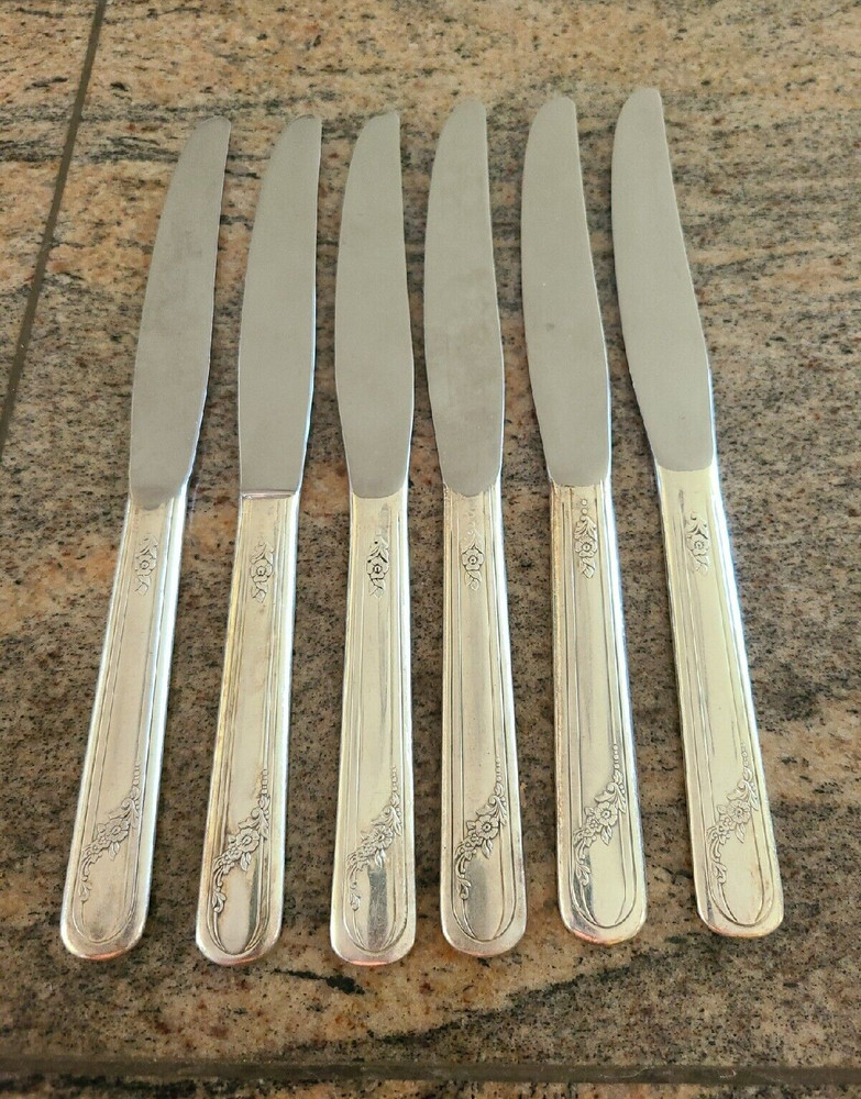 6 Dinner Knives Oneida Community Tudor Silver Plate  QUEEN BESS II pattern