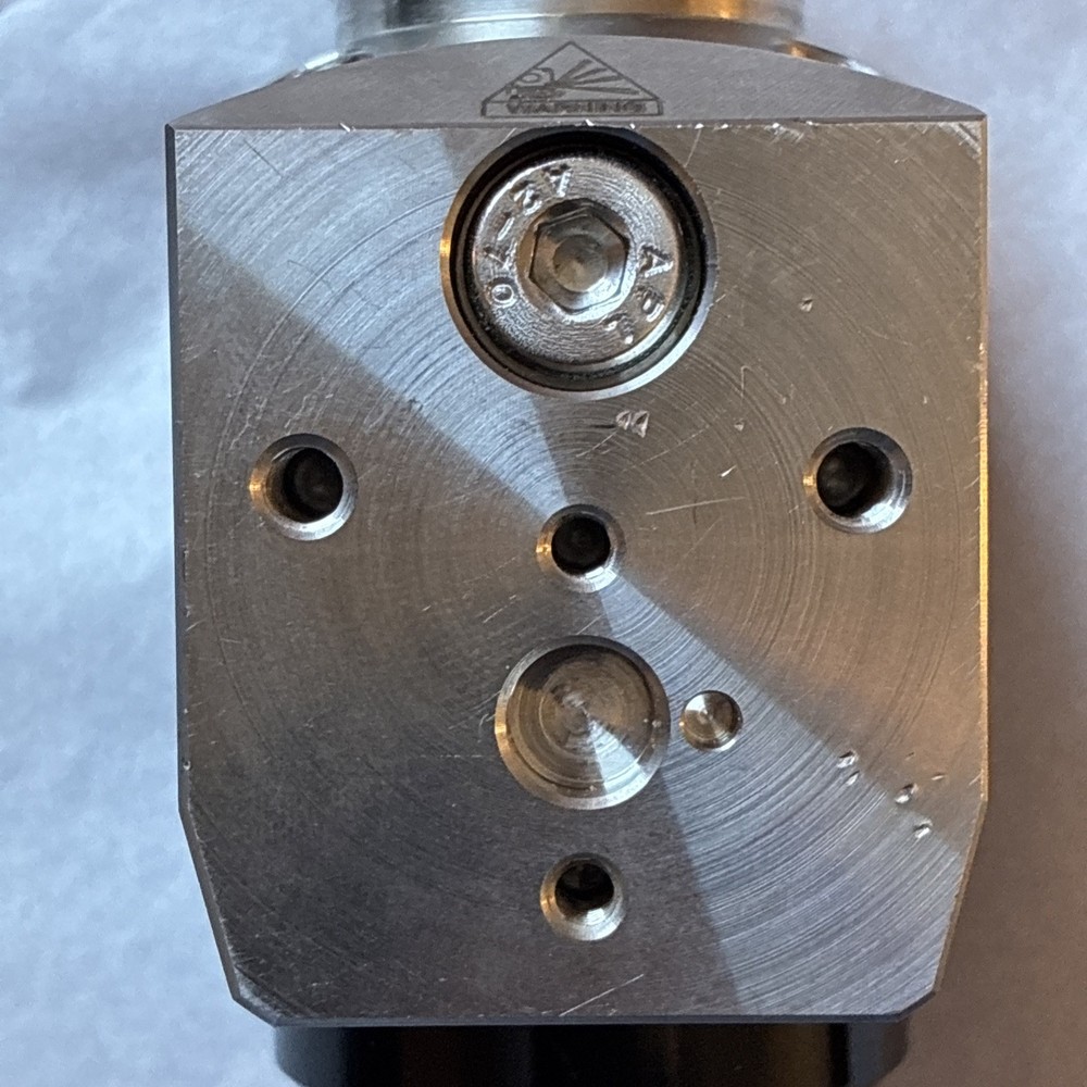 DeVilbliss Compact Automatic Spray Gun HEAD Mounting Block BH11 9LH UK