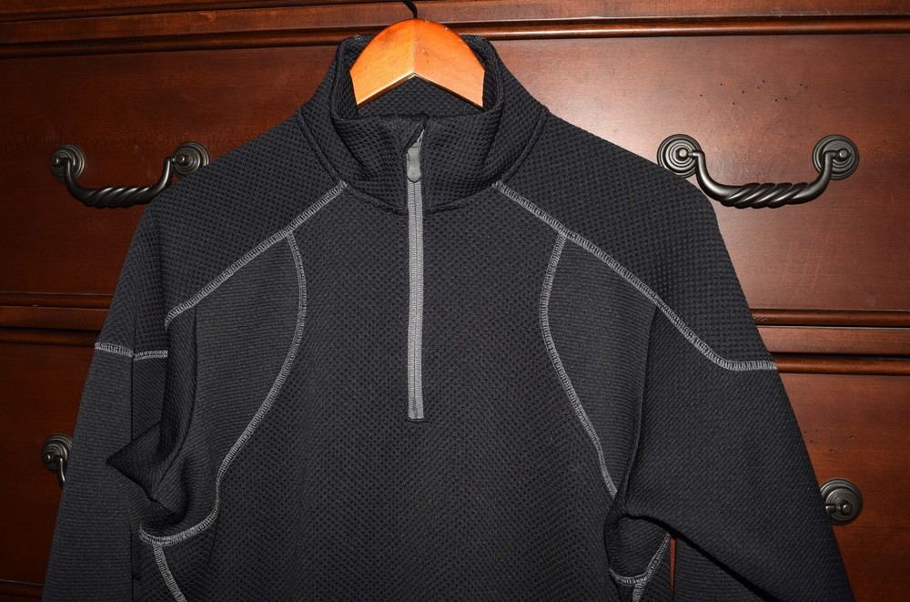Men's Under Armour 1/4 Zip Pullover Athletic Workout Jacket 1/4 Zip Black Small
