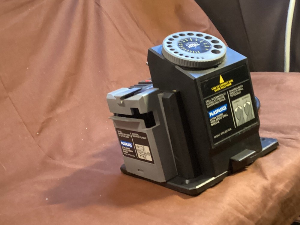 Plasplugs Ultra Sharpening Workstation DCS407VS Drillbits Knives Scissors Tools