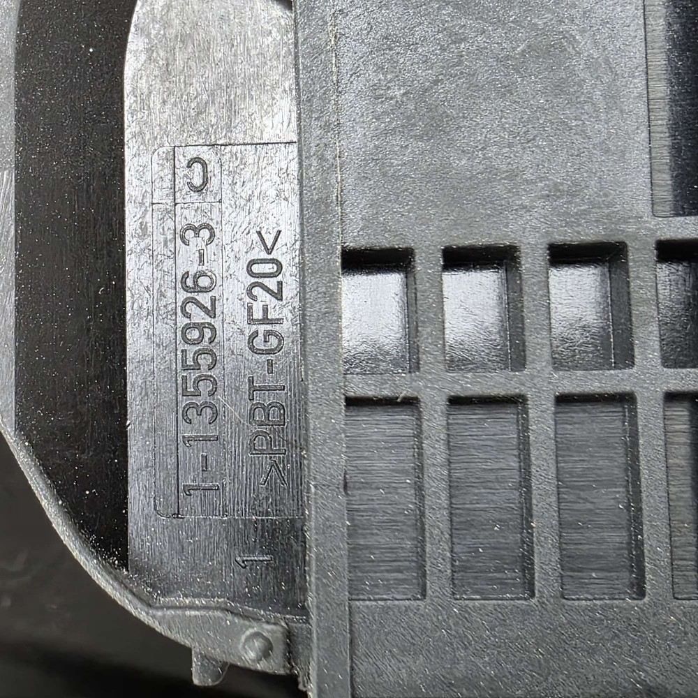 2004-2010 Audi A8 Bluetooth Interface Control Module 4E1862335