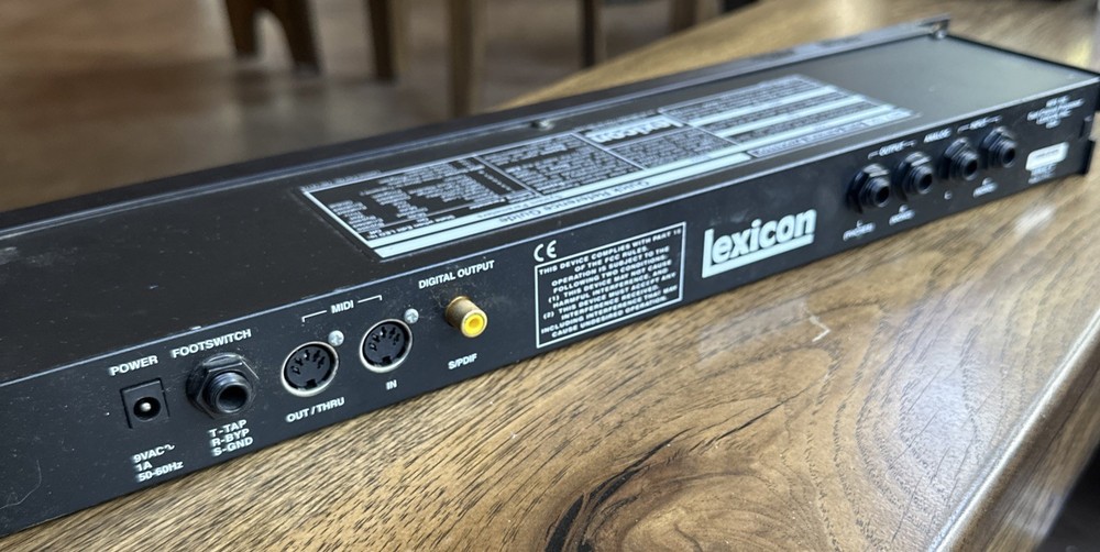 Lexicon MPX 100 Multi Effects Processor, Chorus, Delay, Reverb.