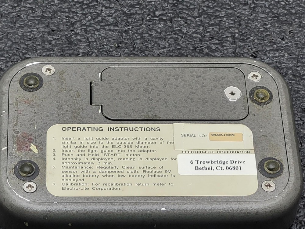 ELC-365 ULTRAVIOLET INTENSITY METER SENSOR HEAD powers up