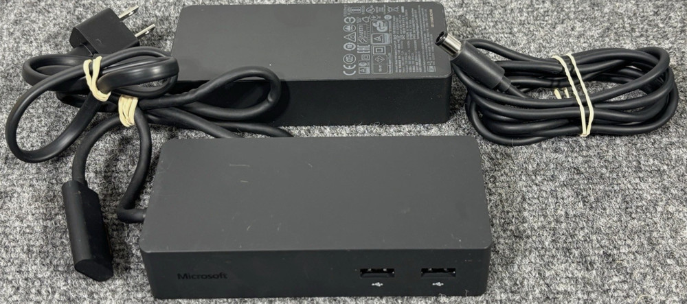 Microsoft Docking Station for Surface Pro 3,4,5,6  1661 W/ ADAPTER